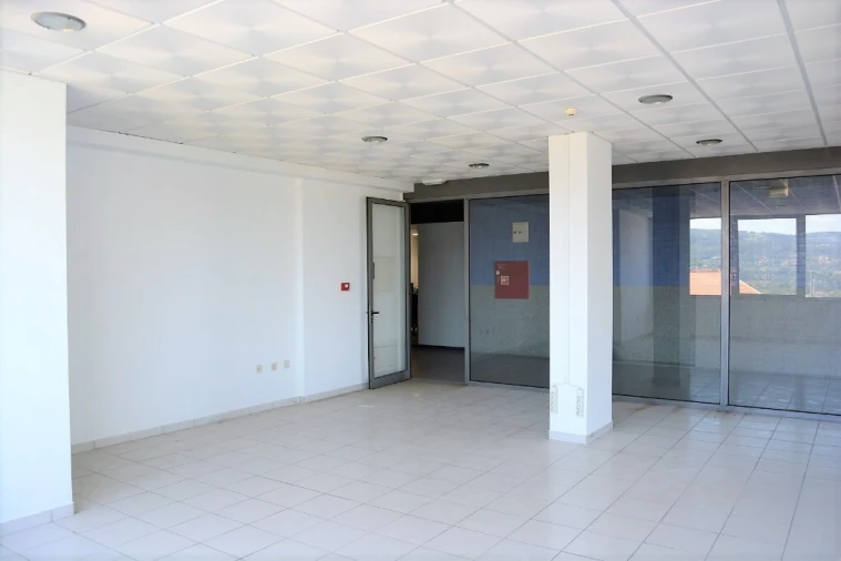 Loja para Venda em Ferreiros, Prozelo e Besteiros Foto 2