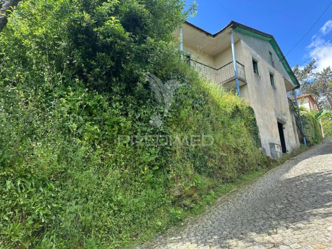 Moradia para Venda em Telões Foto 2