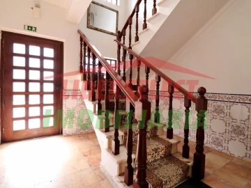Moradia T6 para Venda em Silveira