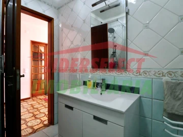 Moradia T6 para Venda em Silveira
