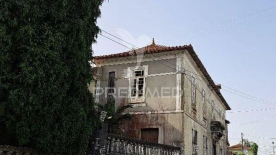 Quinta T4 para Venda em Fiães