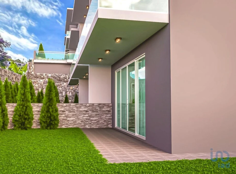 Moradia T3 para Venda em Caniço Foto 4