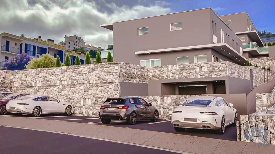 Moradia T3 para Venda em Caniço Foto 5