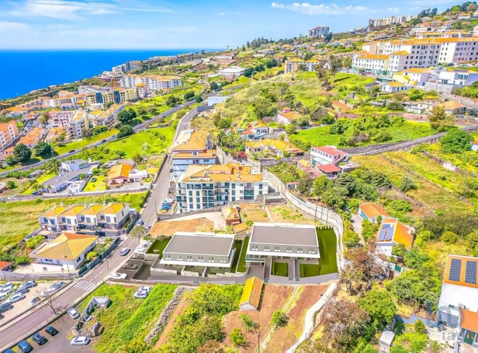 Moradia T3 para Venda em Caniço Foto 7