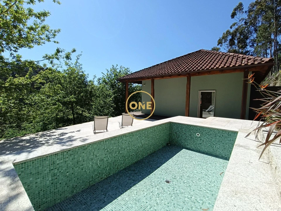 Moradia T2 para Venda em Ventosa e Cova Foto 12