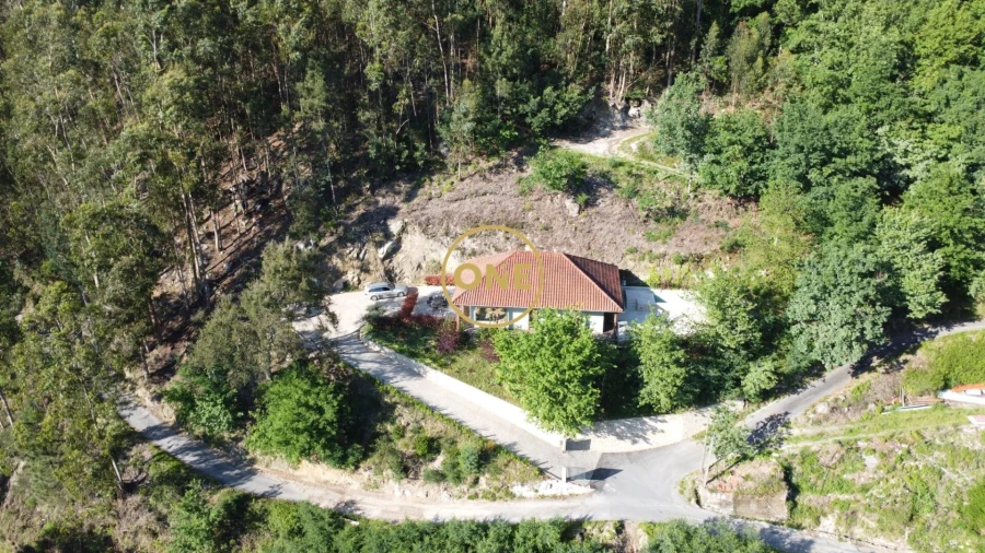 Moradia T2 para Venda em Ventosa e Cova Foto 2