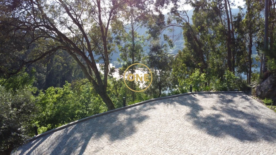 Moradia T2 para Venda em Ventosa e Cova Foto 3