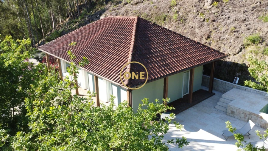 Moradia T2 para Venda em Ventosa e Cova