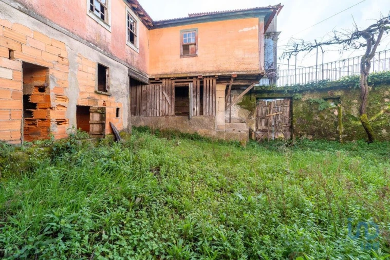 Moradia para Venda em Santa Cruz da Trapa e São Cristóvão de Lafões Foto 7