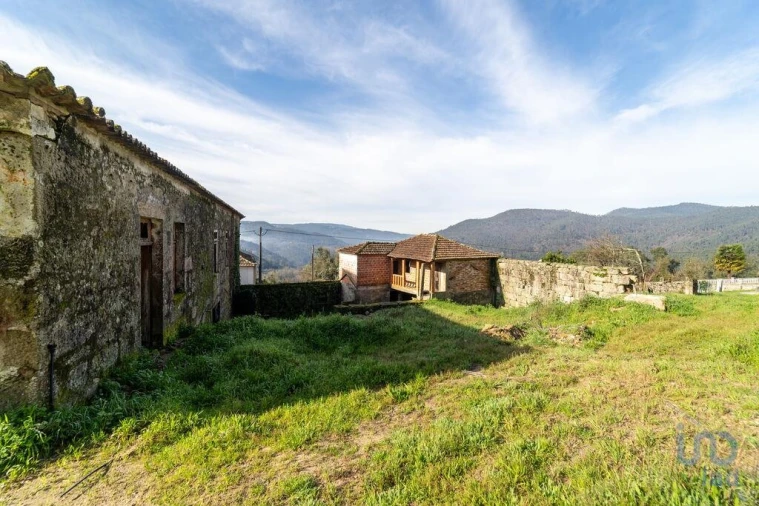 Moradia para Venda em Santa Cruz da Trapa e São Cristóvão de Lafões Foto 5