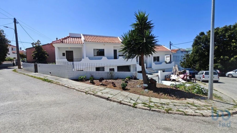 Moradia T6 para Venda em Estômbar e Parchal Foto 6