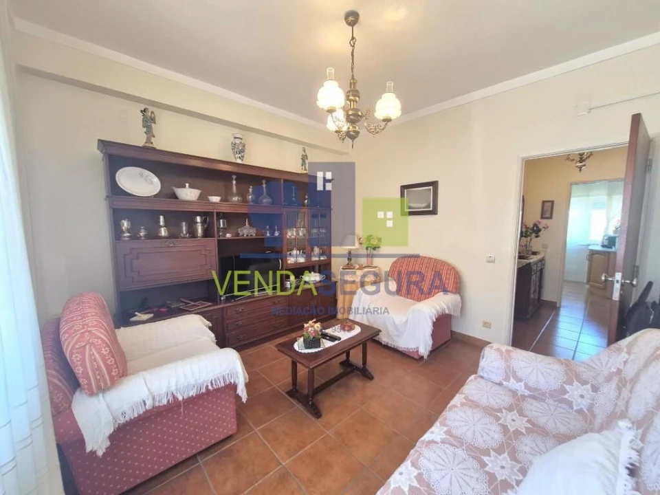 Apartamento T3 para Venda em Safara e Santo Aleixo da Restauração Foto 2