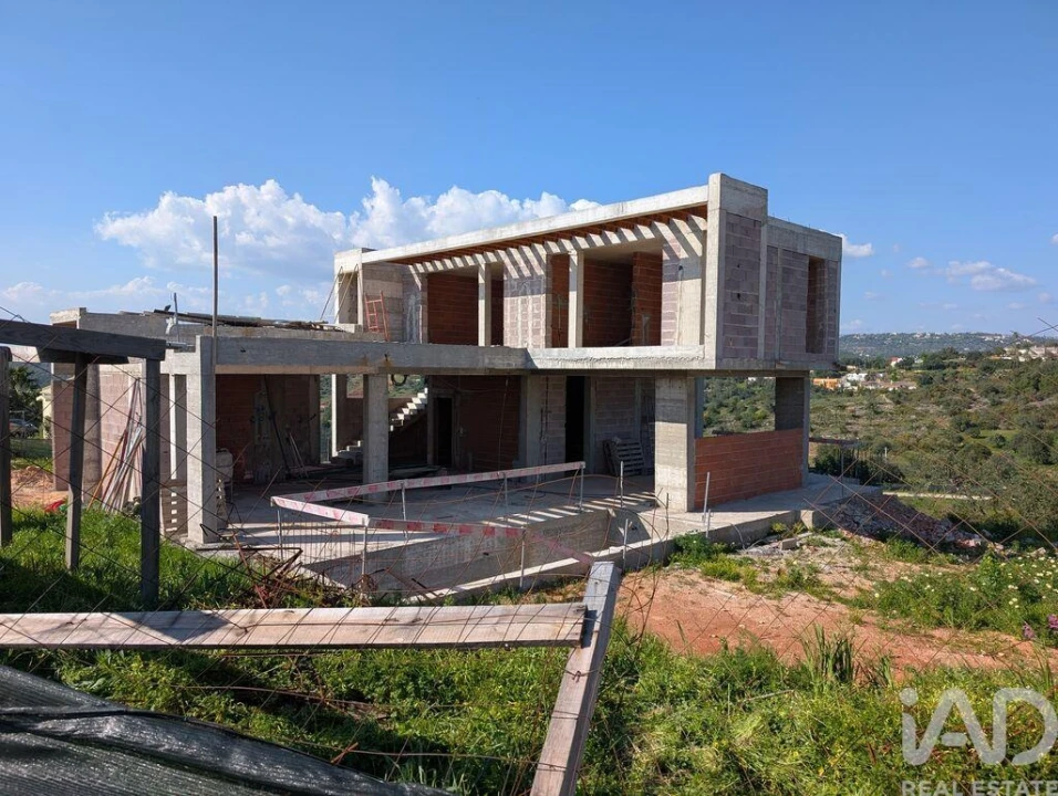 Moradia T3 para Venda em Loule (São Sebastião) Foto 14