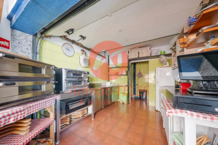 Moradia T5 para Venda em São Bartolomeu de Regatos Foto 32