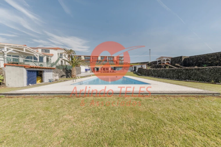 Moradia T5 para Venda em São Bartolomeu de Regatos Foto 35