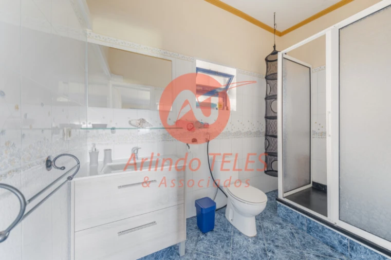 Moradia T5 para Venda em São Bartolomeu de Regatos Foto 62