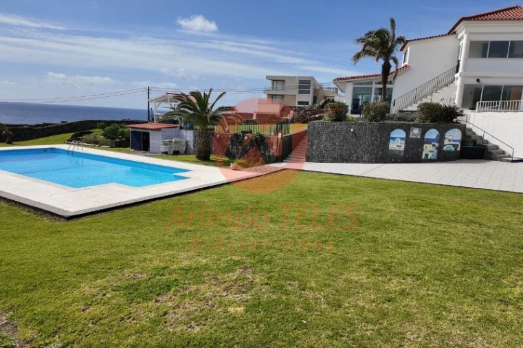 Moradia T5 para Venda em São Bartolomeu de Regatos Foto 65