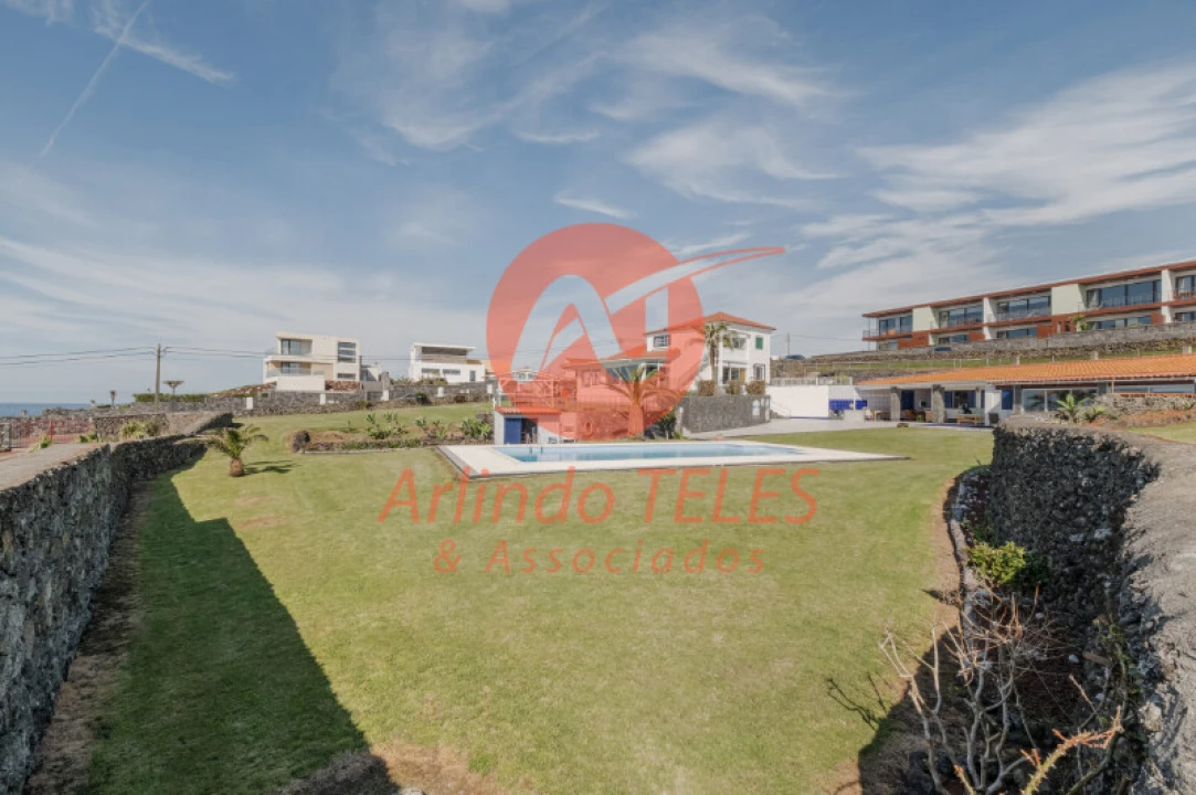 Moradia T5 para Venda em São Bartolomeu de Regatos Foto 34