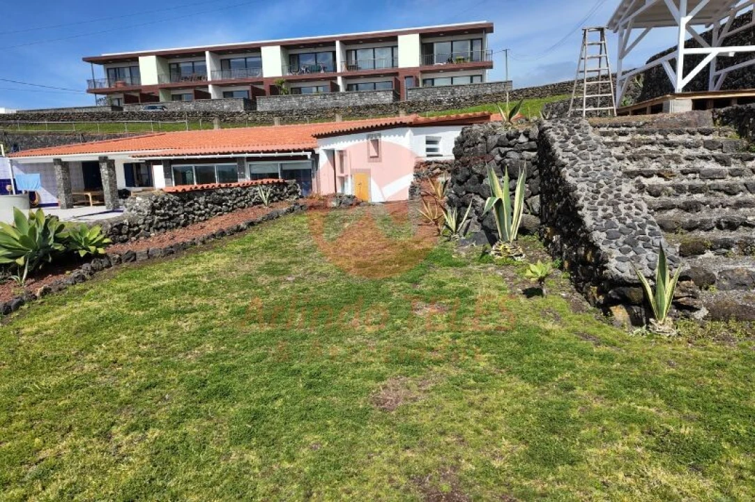 Moradia T5 para Venda em São Bartolomeu de Regatos Foto 66