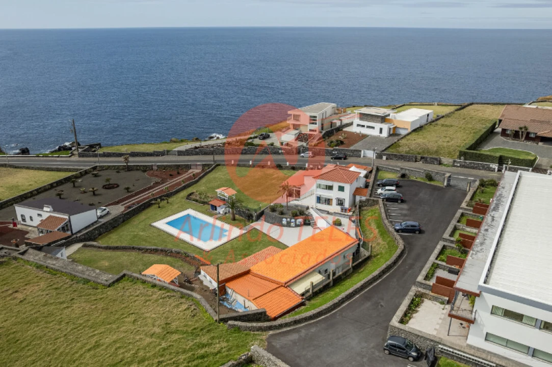 Moradia T5 para Venda em São Bartolomeu de Regatos Foto 80