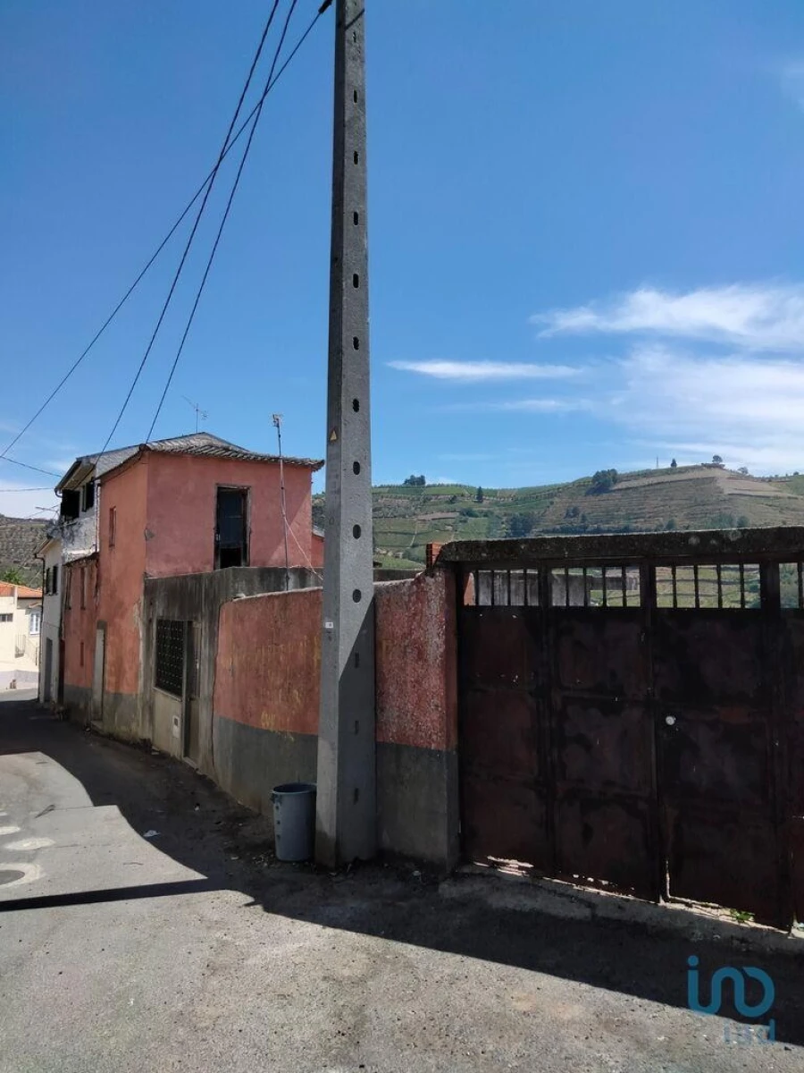 Moradia T2 para Venda em Sever Foto 2