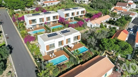 Terreno para Venda em Porto Santo