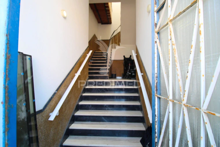 Apartamento T4 para Venda em Conceição e Estoi Foto 2
