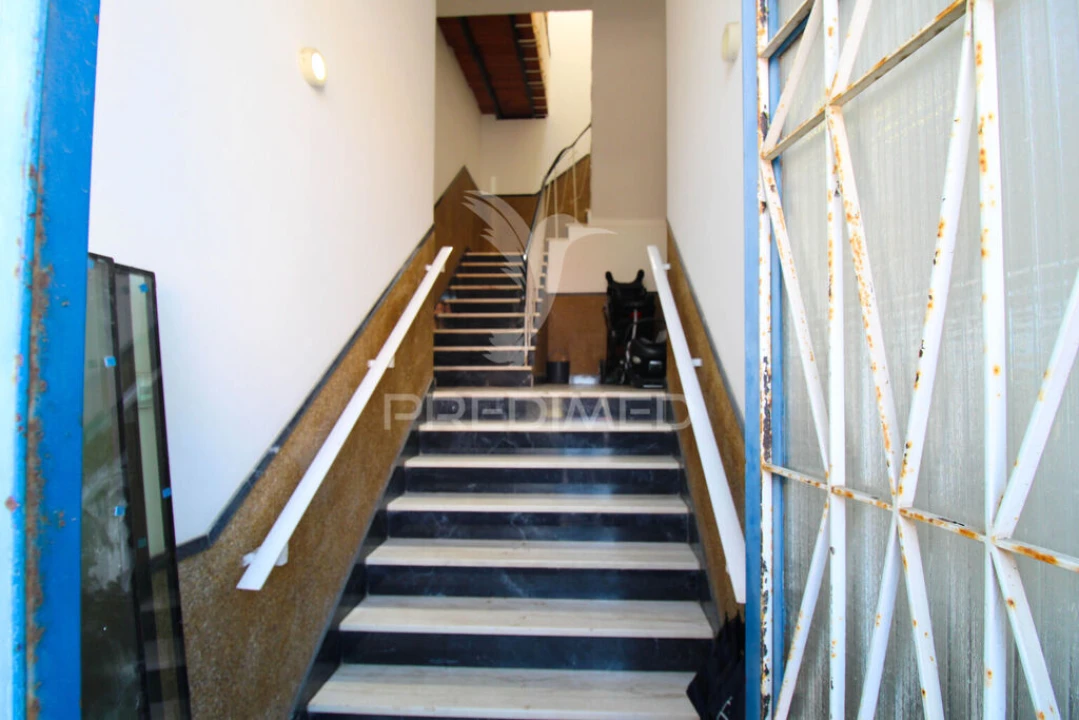 Apartamento T4 para Venda em Conceição e Estoi Foto 2