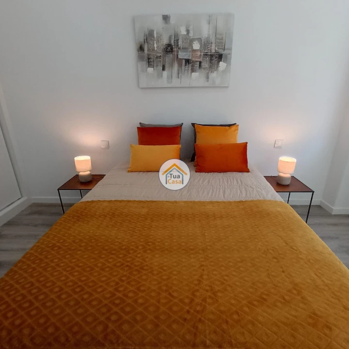 Apartamento T3 para Venda em Benfica Foto 2