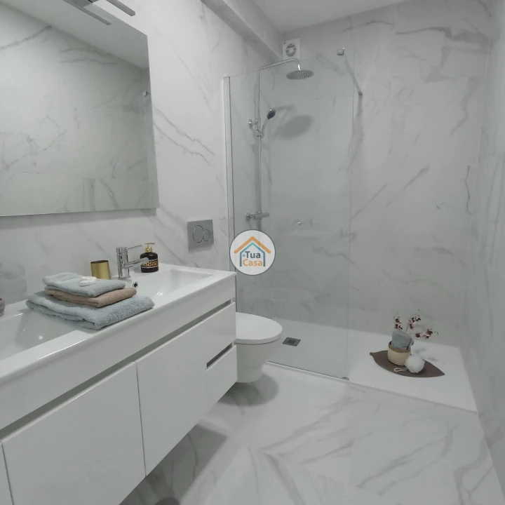 Apartamento T3 para Venda em Benfica Foto 6