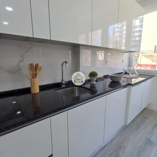 Apartamento T3 para Venda em Benfica Foto 13