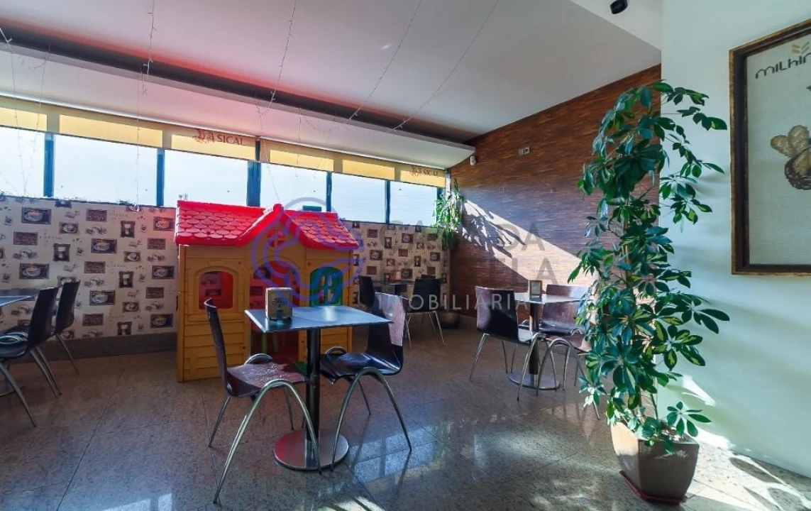 Negócio para Venda em Vila de Cucujães Foto 23