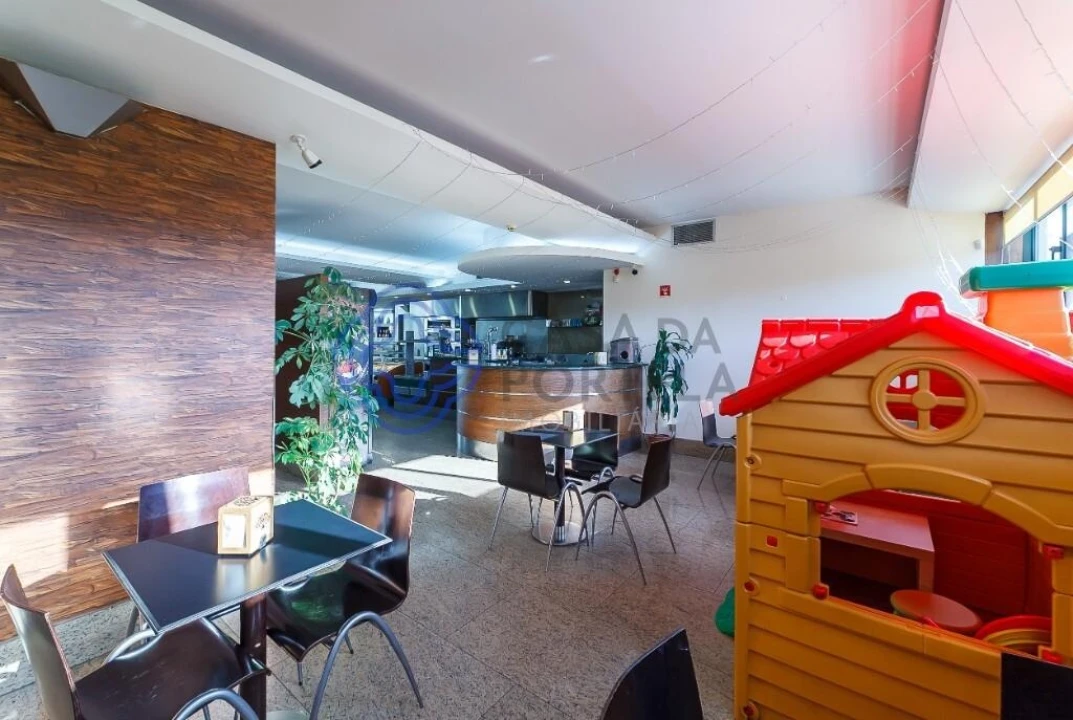 Negócio para Venda em Vila de Cucujães Foto 18