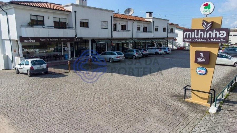 Negócio para Venda em Vila de Cucujães Foto 12