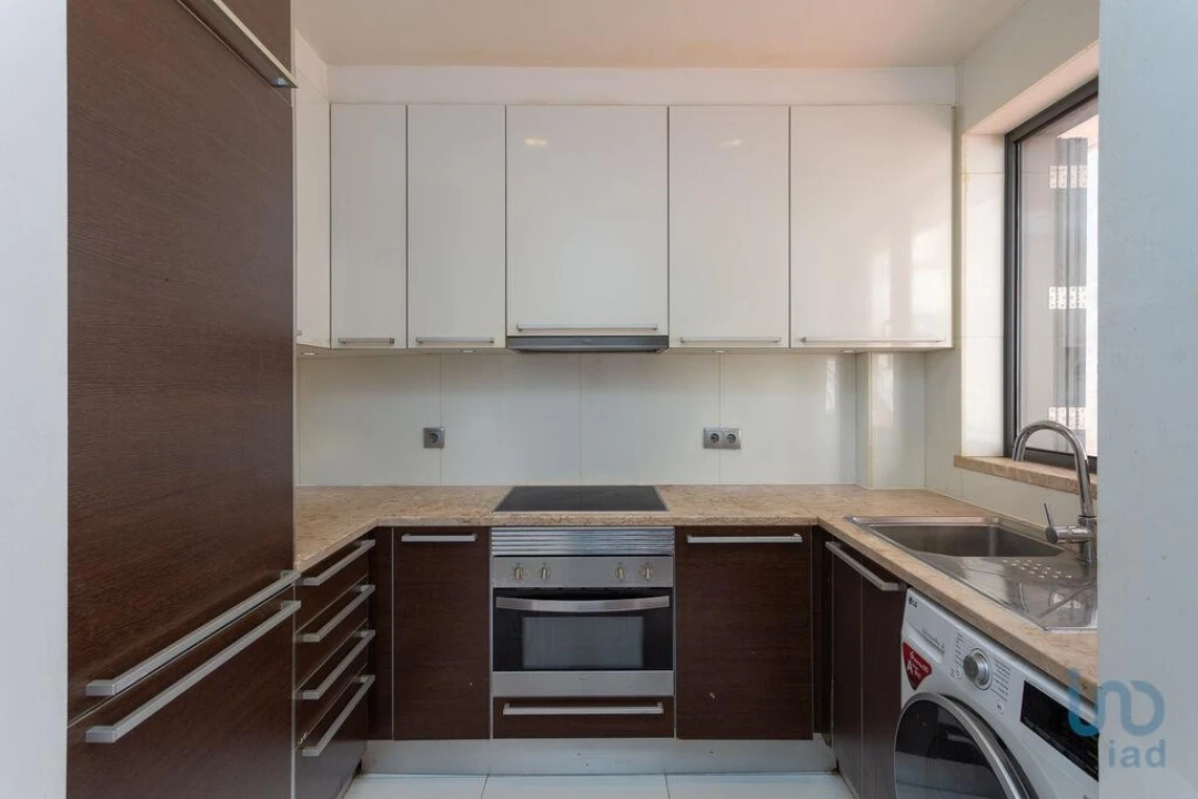 Apartamento T3 para Venda em Santo António Foto 7