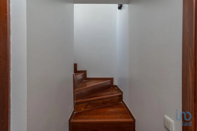 Apartamento T3 para Venda em Santo António Foto 10