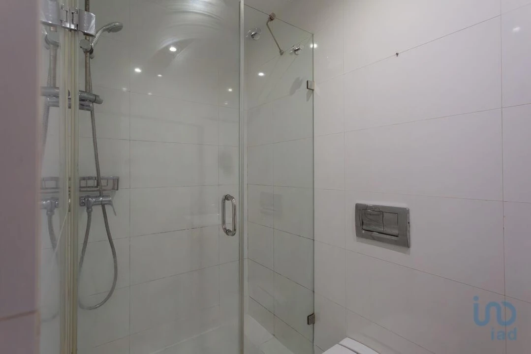 Apartamento T3 para Venda em Santo António Foto 14