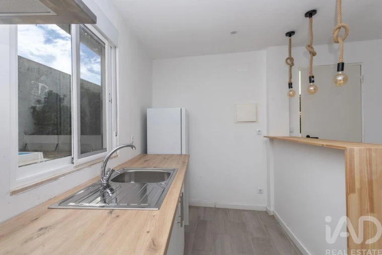 Moradia T2 para Venda em Quinta do Anjo Foto 13