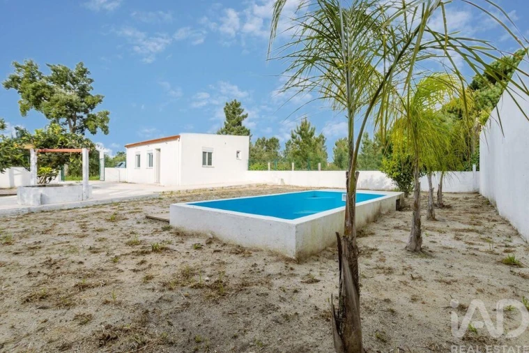 Moradia T2 para Venda em Quinta do Anjo Foto 1