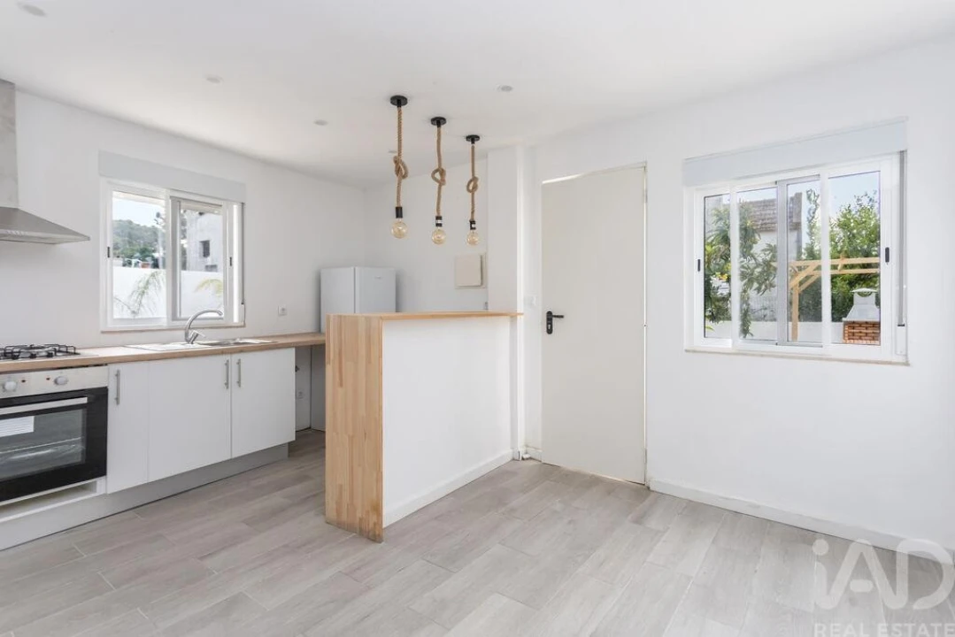 Moradia T2 para Venda em Quinta do Anjo Foto 10