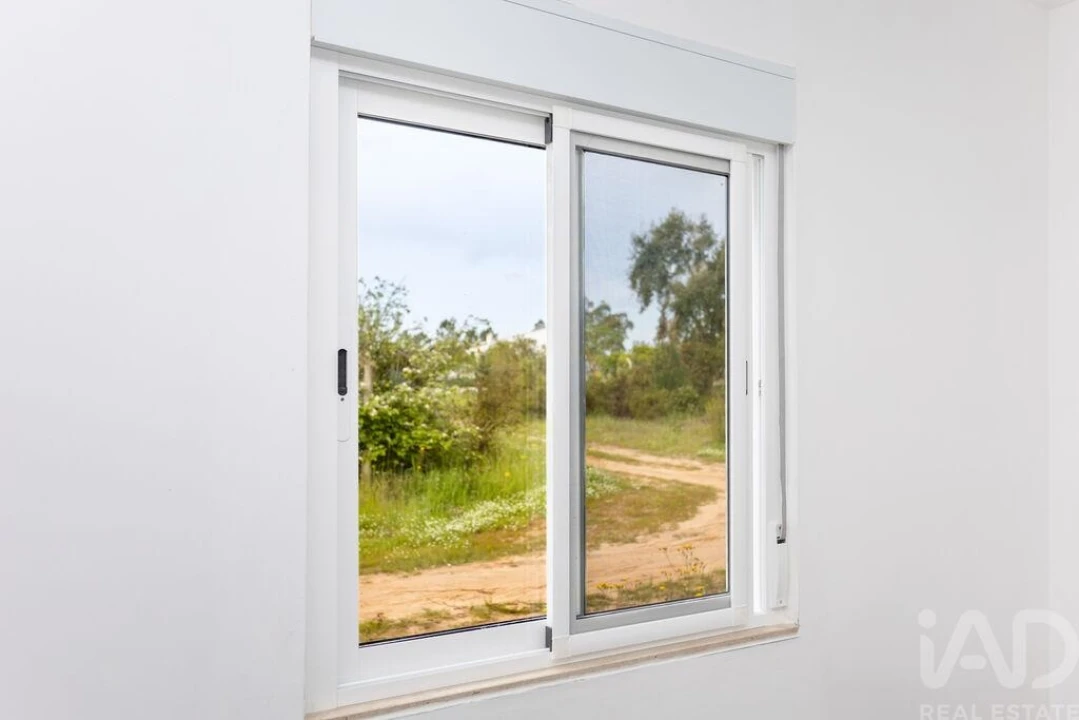 Moradia T2 para Venda em Quinta do Anjo Foto 23