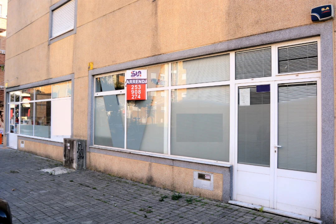 Loja para Arrendamento em Ferreiros, Prozelo e Besteiros Foto 1