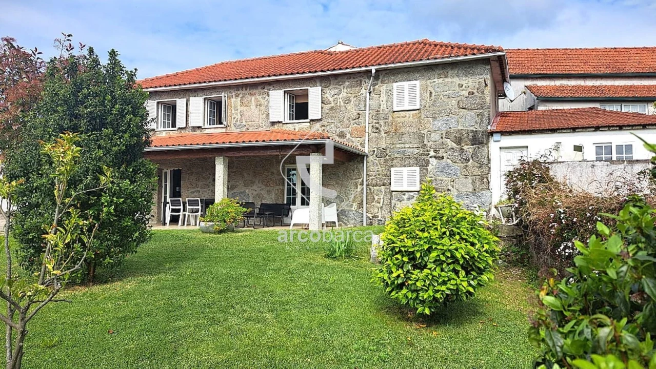 Moradia T3 para Venda em Bico e Cristelo Foto 4