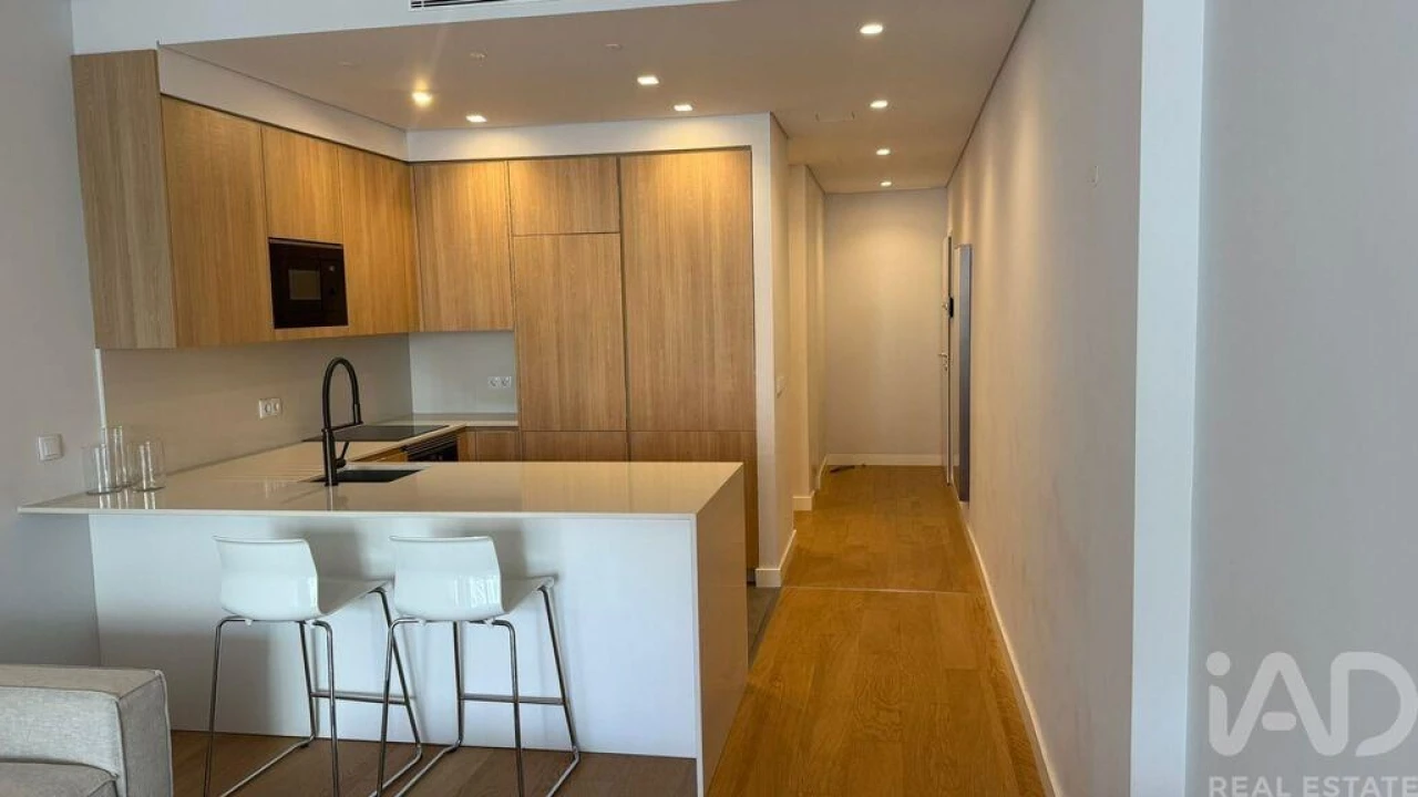 Apartamento T2 para Arrendamento em Arroios Foto 8