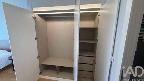 Apartamento T2 para Arrendamento em Arroios