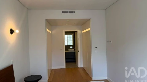 Apartamento T2 para Arrendamento em Arroios