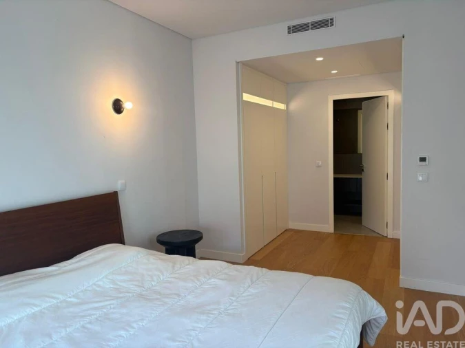 Apartamento T2 para Arrendamento em Arroios Foto 11