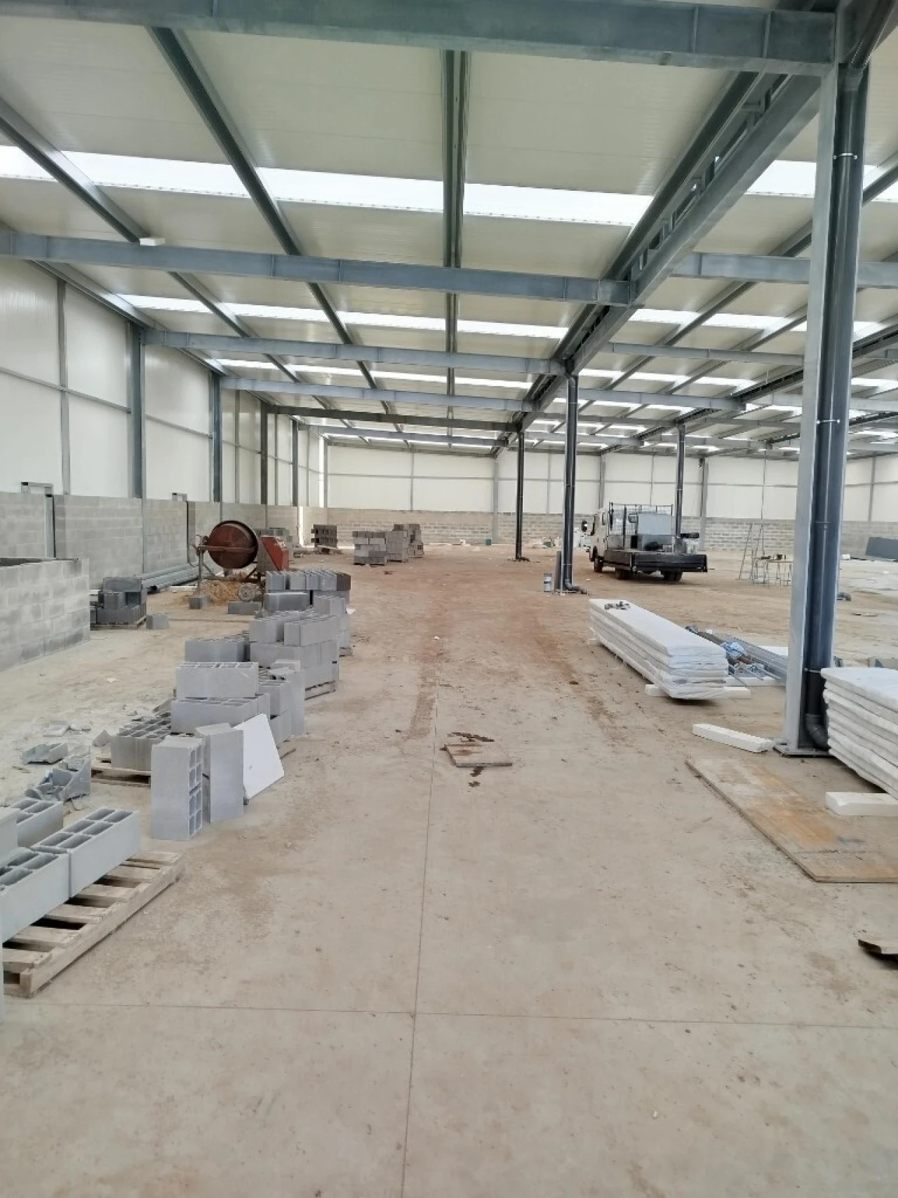 Armazém para Arrendamento em Algueirão-Mem Martins Foto 3