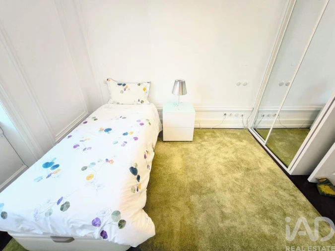 Apartamento T2 para Arrendamento em Santo António Foto 20