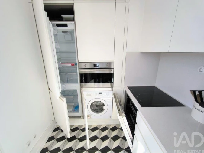 Apartamento T2 para Arrendamento em Santo António Foto 12